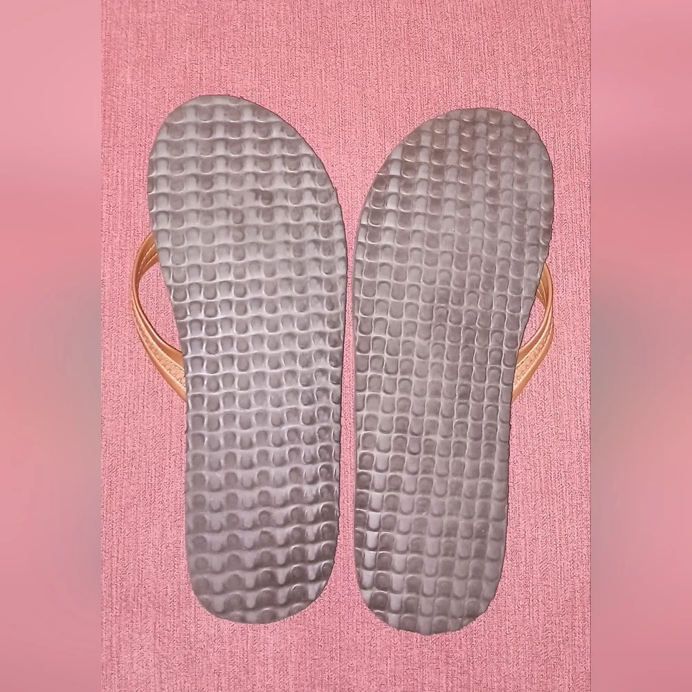 Savvy men's Brown Vega flip Flops Size 11
